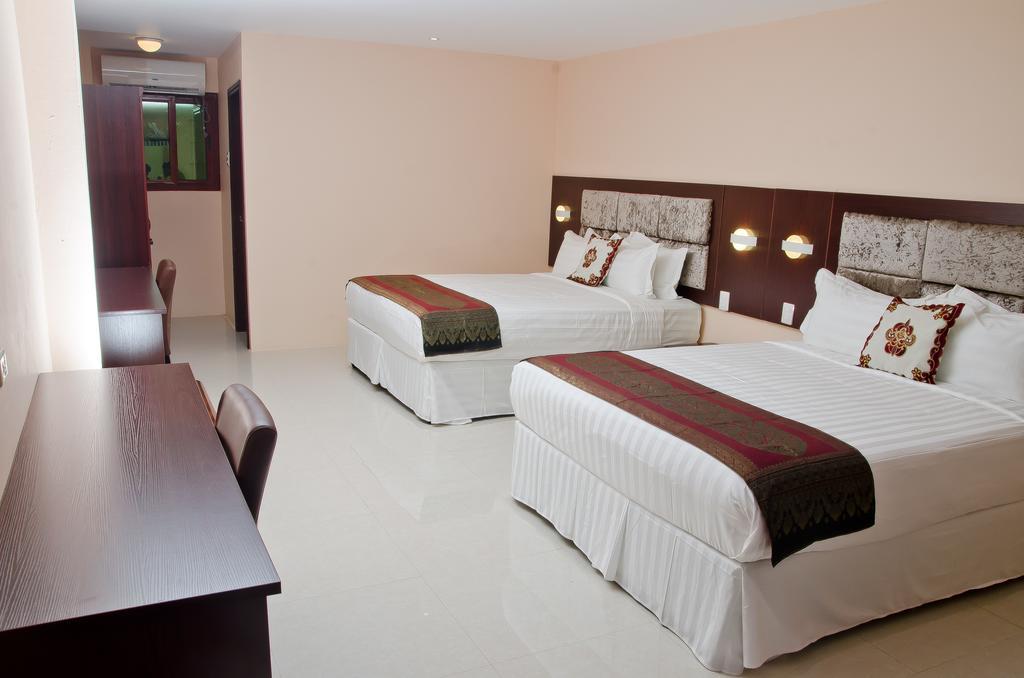 Grand Diamond Hotel Trinidad Piarco Zewnętrze zdjęcie