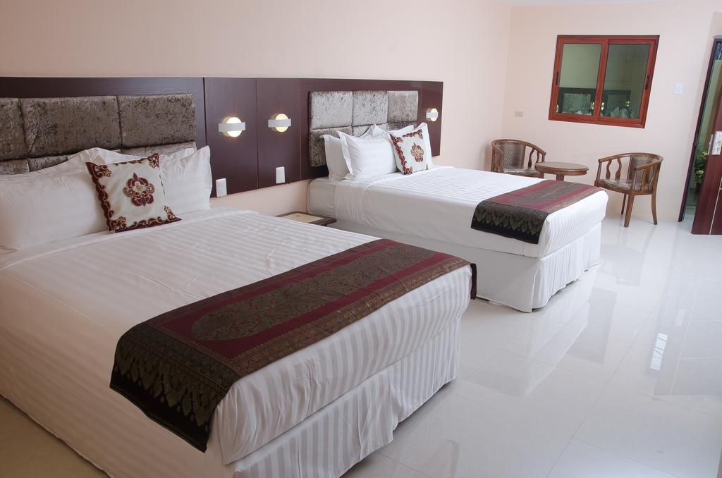 Grand Diamond Hotel Trinidad Piarco Zewnętrze zdjęcie
