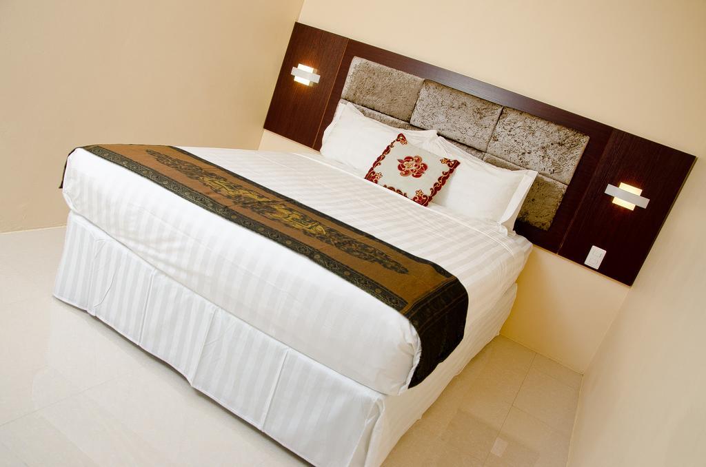 Grand Diamond Hotel Trinidad Piarco Zewnętrze zdjęcie
